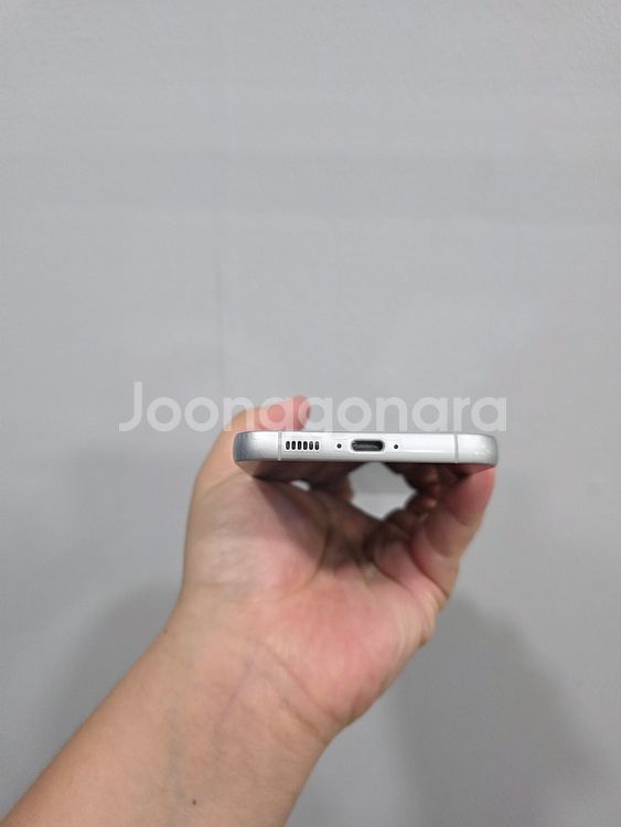 갤럭시 S23FE 바이올렛 256기가 SS급 팔아요~--5