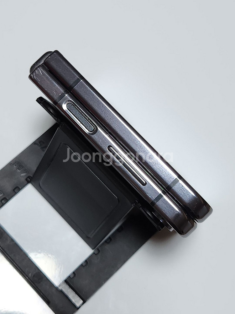 갤럭시Z플립5 256G 무잔상 블랙 52214--6