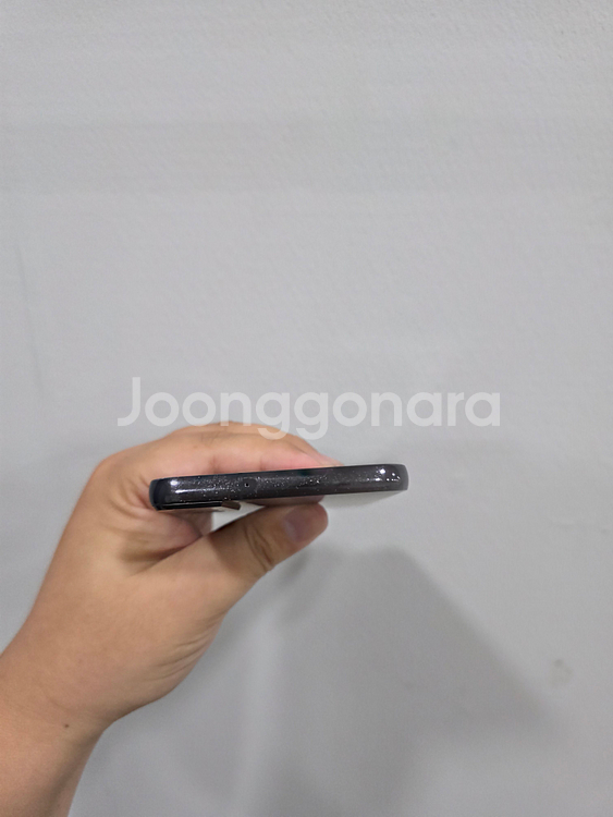 갤럭시 S22플러스 팬텀블랙 256기가 A급 팔아요~--4