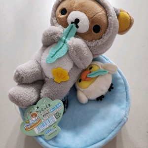 리락쿠마 정품 인형이랑 가챠4개