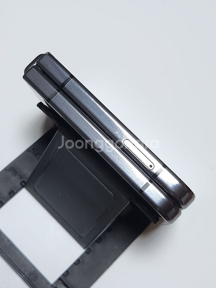 갤럭시Z플립5 256G 무잔상 블랙 53893--8