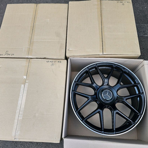 벤츠 s63 amg 퍼포먼스 스타일 20인치휠