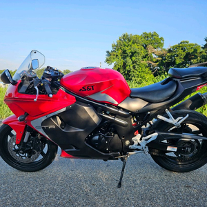 코멧650R / 13년식 / 1만키로 / 120만원