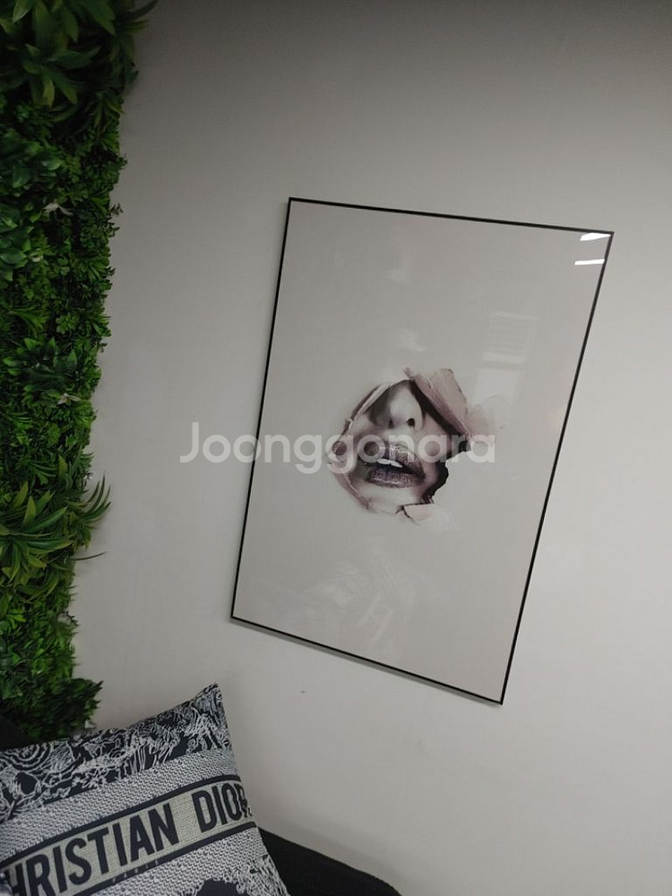 벽속여인 그림액자 대형그림 인테리어액자 그림 팝니다--1