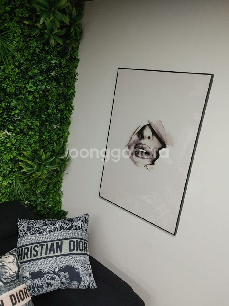 벽속여인 그림액자 대형그림 인테리어액자 그림 팝니다--3