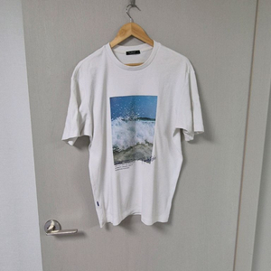 TBJ 그래픽 반팔티 100