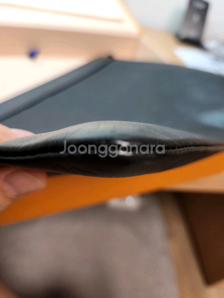 루이비통 디스커버리 포쉐트 클러치 M62903--8