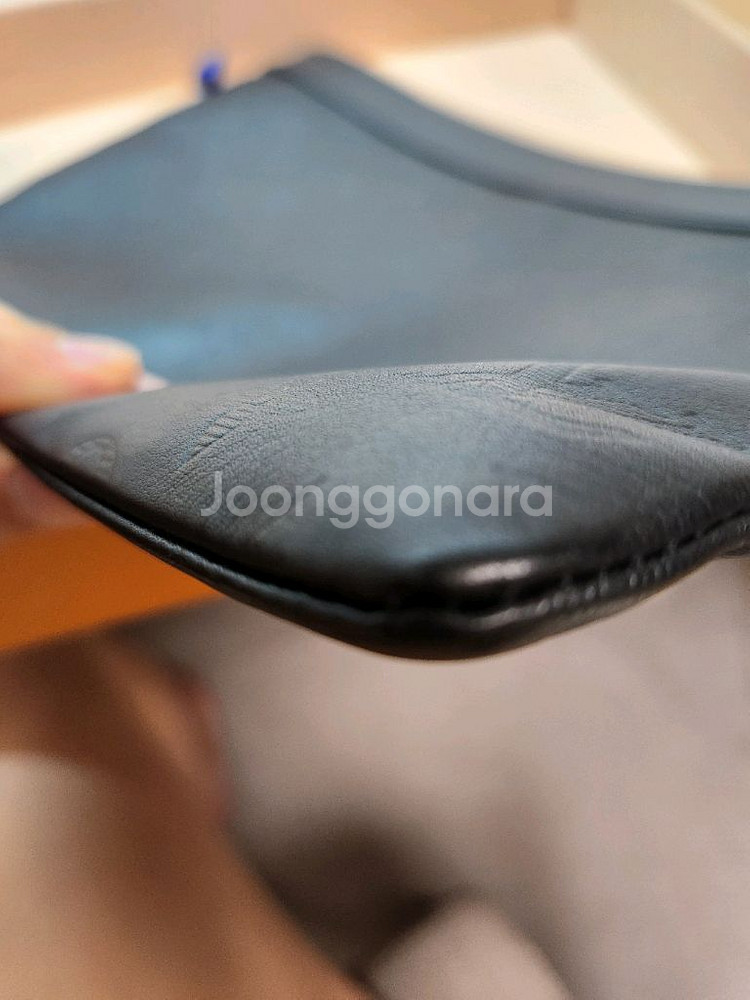 루이비통 디스커버리 포쉐트 클러치 M62903--7