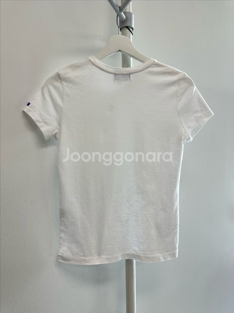 버버리 체크 디테일 포켓 티셔츠--4