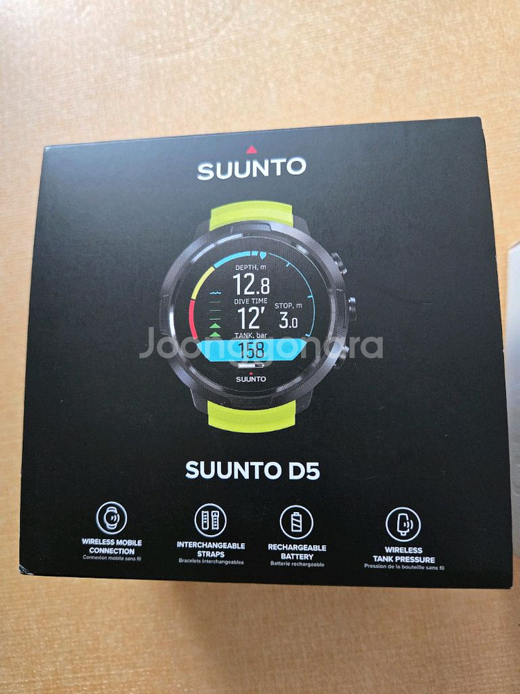 순토 D5 라임/블랙 및 트렌스미터 미개봉--0