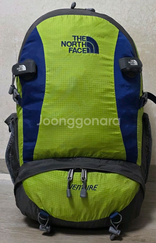 노스페이스 VENTURE 등산배낭 여행캠핑백팩 30L--1