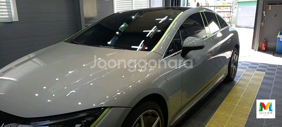 벤츠 EQE350 막광택플러스+실내손세차--8