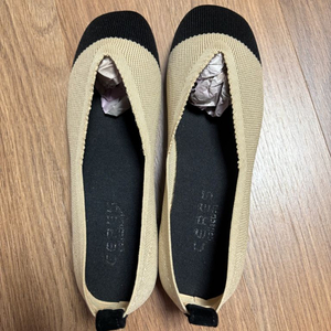 모든 신발 만 원에 판매