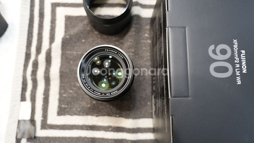 신품동 후지필름 xf90mmf2 판매합니다.--1