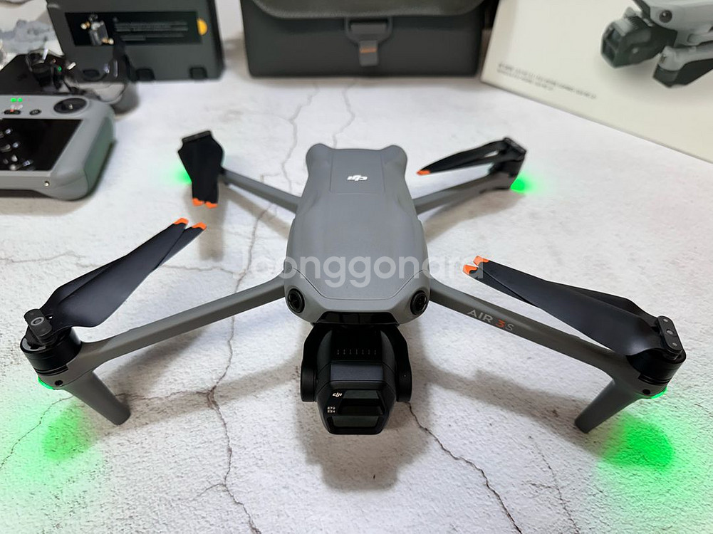 DJI Air3S 에어3S, 민트급 팝니다.--2