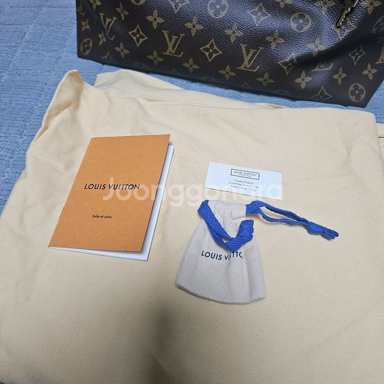 루이비통 모노그램 플라워 호보백 정품--3