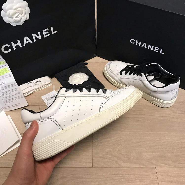 [37][풀구성+인보이스]샤넬 테니스 백로고 스니커즈--1