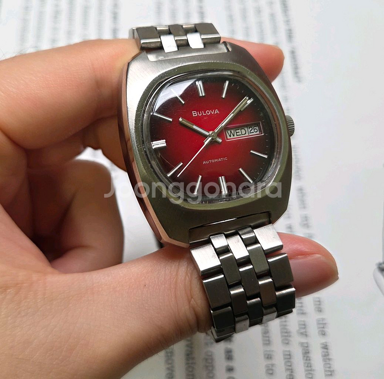 빈티지 부로바 N4 터틀 데이데이트 점보 투톤버건디 브--5