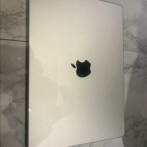 맥북 m1 14 32gb 2tb