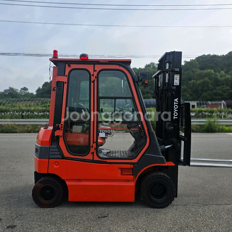 풀캐빈 2톤 전동지기게차--0