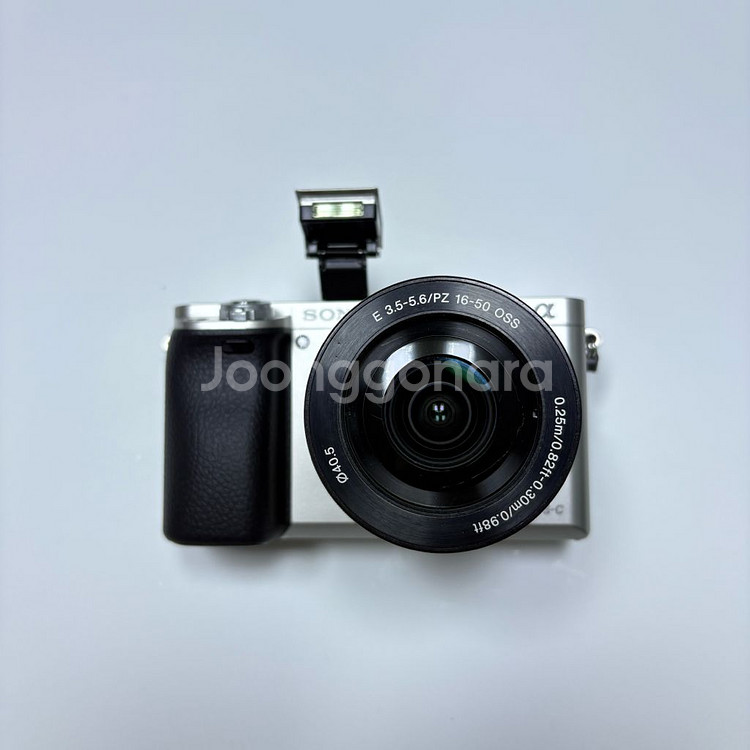 소니 A6000 번들렌즈(16-50)--1