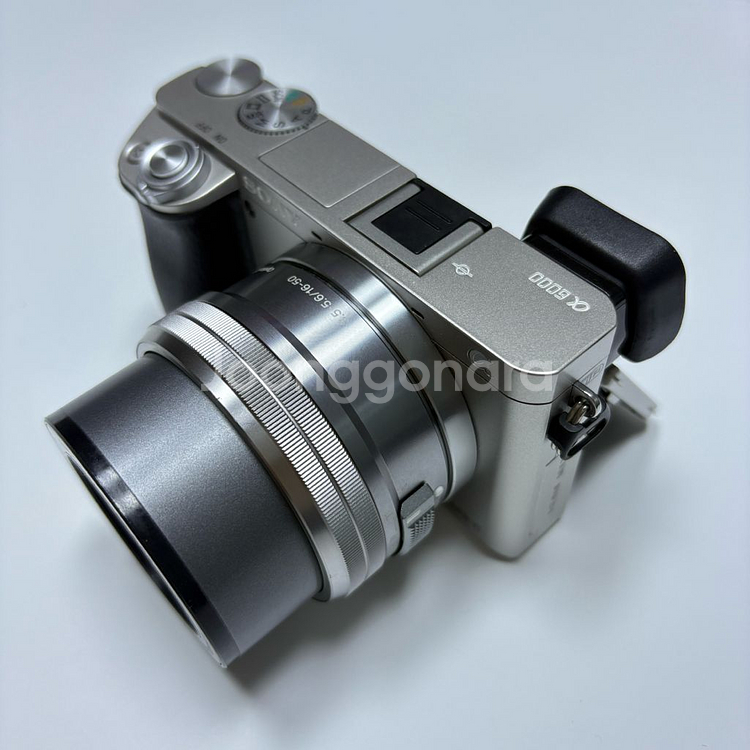 소니 A6000 번들렌즈(16-50)--5