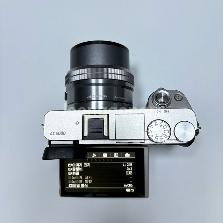 소니 A6000 번들렌즈(16-50)--2