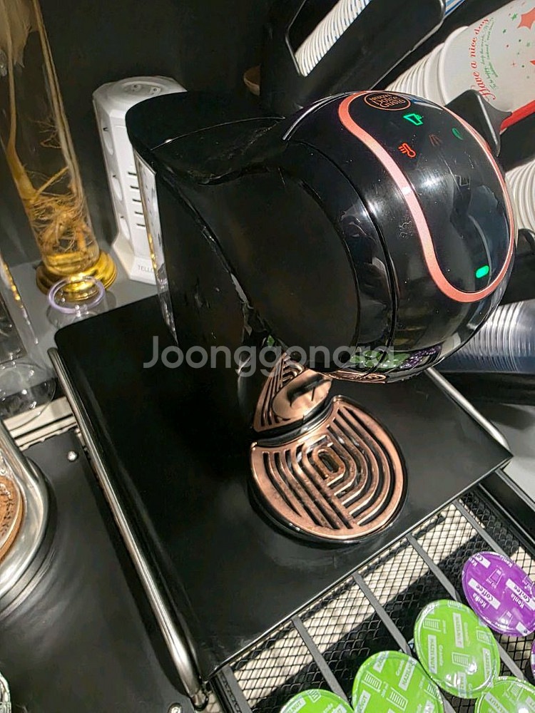 돌체구스토 Genio S 커피머신+캡슐보관함--1
