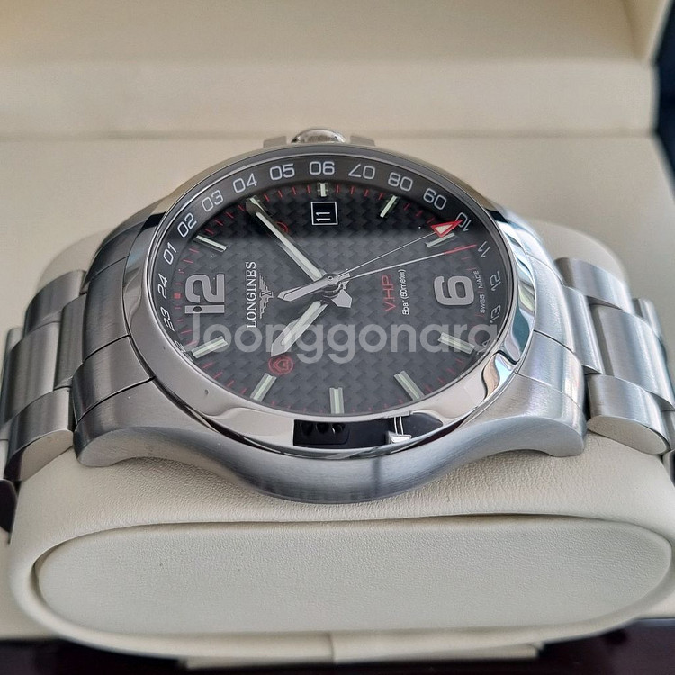 론진 콘퀘스트 V.H.P GMT 43mm 카본 다이얼--5