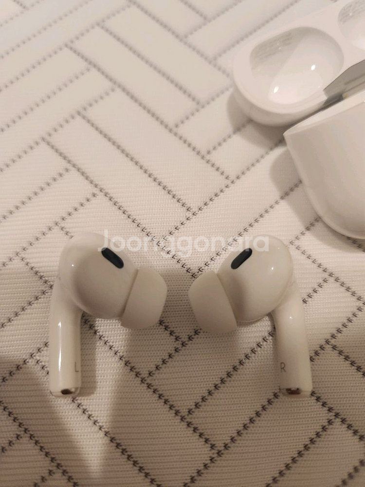 sss급 에어팟 프로 2 정말 깨끗--3