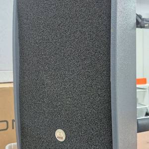 AKG 맥스모듈러 충전식 스피커 팝니다