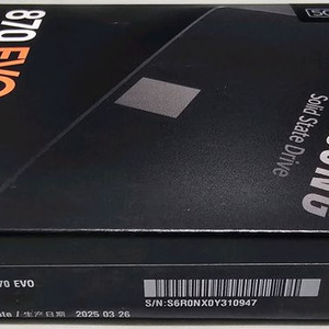 삼성SSD 870EVO 500G 미개봉 정품 팝니다.