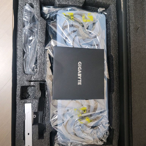 GIGABYTE 지포스 RTX 4090 AERO OC