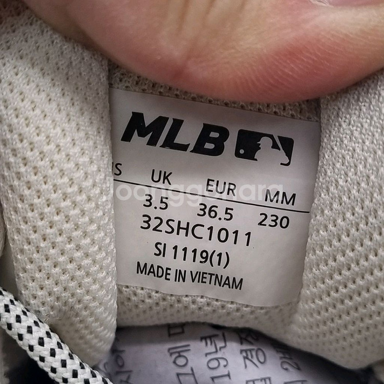 MLB 빅볼청키 뉴욕양키즈 여성운동화230--5