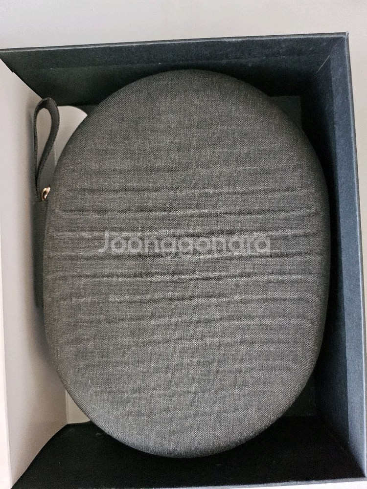 소니 WH-1000XM4 헤드폰--7