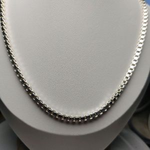 큐브 체인 실버 목걸이