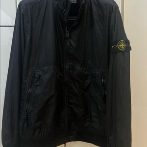 24ss 스톤아일랜드 크링클랩스점퍼 L (새상품)