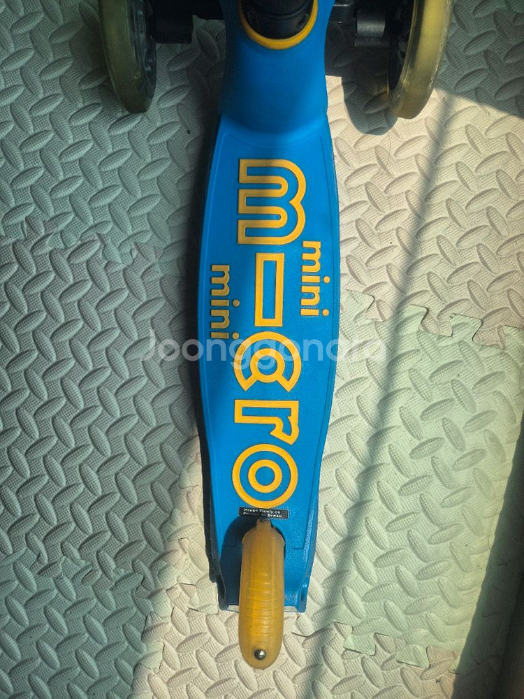 마이크로 미니 킥보드(폴더블.LED)--1