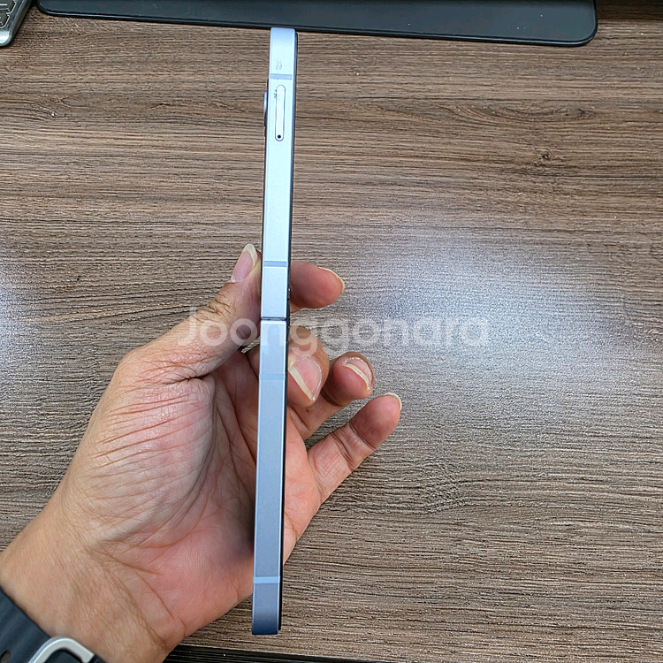 Z플립6 256GB--5