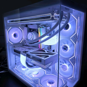 라이젠7 9800X3D RTX5080 본체 급매