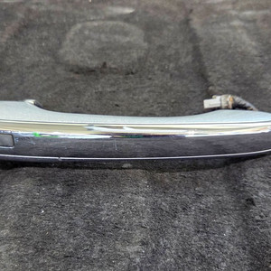 제네시스 BH 조수석 앞 스마트 외캐치 은색 팝니다 이미지