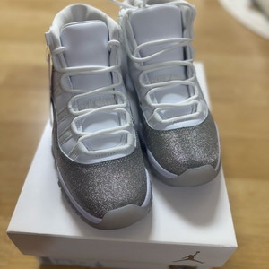Air Jordan 11 Retro 에어조던 새상품