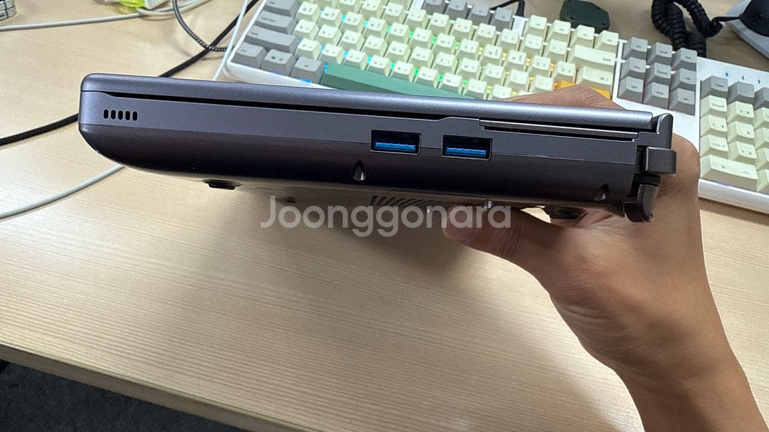 gpd win max2 7840u 32g 2tb--3