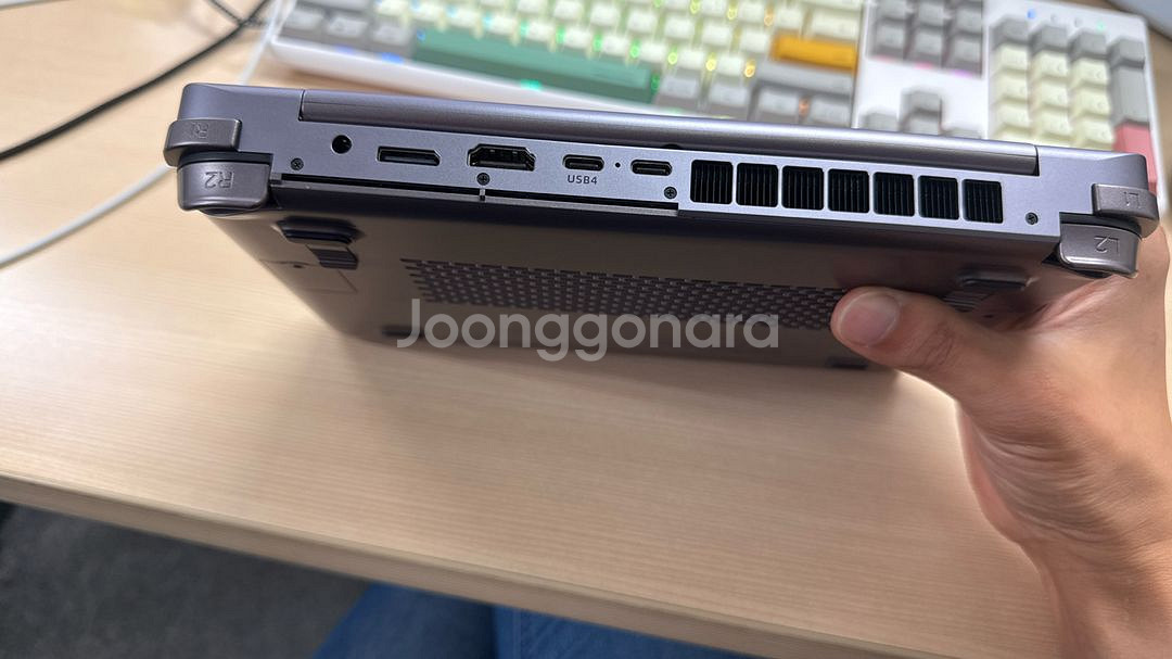 gpd win max2 7840u 32g 2tb--4