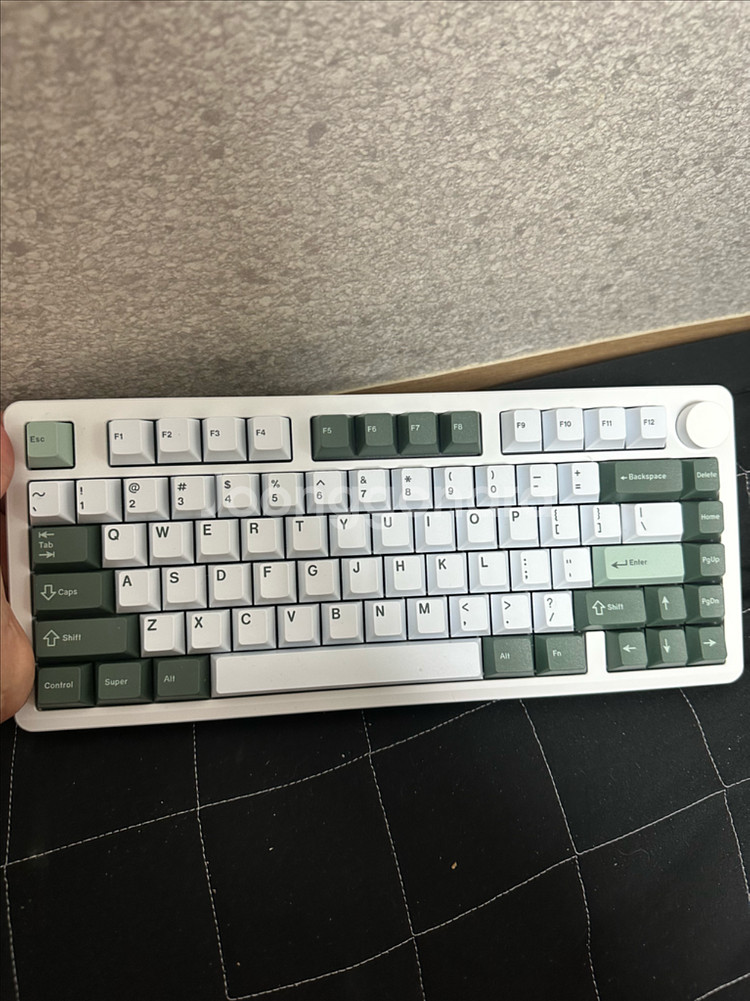 gmk 키캡 커스텀 키보드 18만원--0