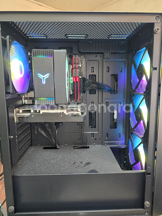 사무실에서사용한-I5 9400F/16G/2070본체--0