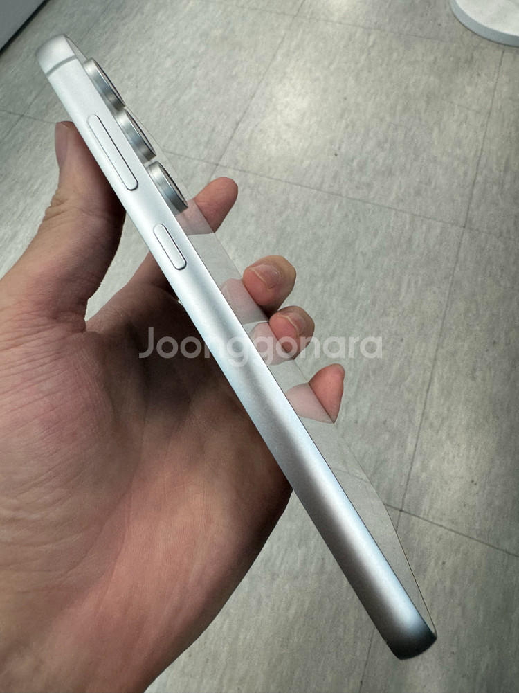 갤럭시 S23FE--1