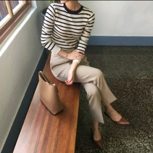 르유니 구호슬랙스