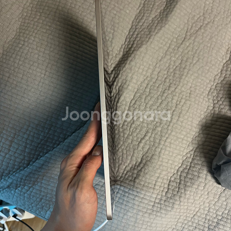 아이패드 에어 13인치 m3 128기가 풀박 팝니다--3
