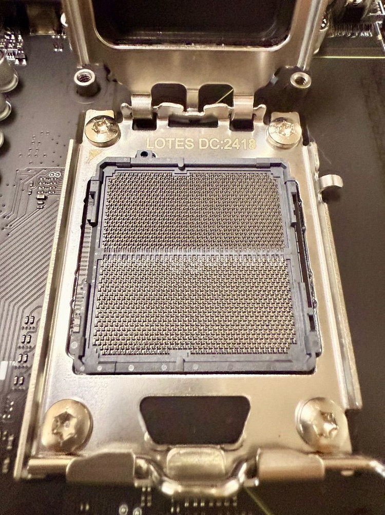 MSI MAG B650M 박격포 WIFI--1